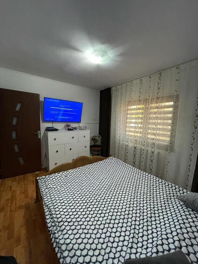 Apartament Gallamar Bîrlad Exterior photo